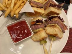 -WOLFGANG PUCK KITCHEN & BAR(迪士尼小镇店)