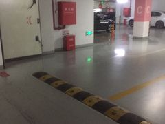 -九六广场-停车场