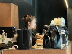 -M Stand(深圳龙岗万科广场店)