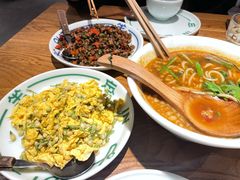 -一坐一忘云南菜(嘉里中心店)