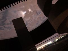 -郑东新区龙湖公共艺术中心