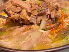 -乡土特色.冷锅鱼.牦牛肉汤锅