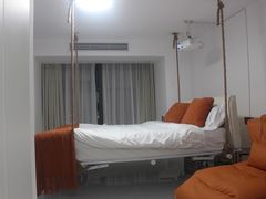 -腾森酒店公寓(宝能国际演艺中心店)