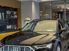 -上海永达奥诚奥迪4S店(申江路店)