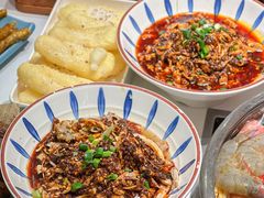 -黄记煌三汁焖锅(新佳丽江汉路店)