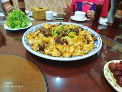 -壹阁胡羊焖饼(特色小吃街店)