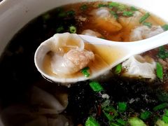 -街头顶黄记馄饨王(中山中路店)