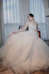 -AMOUR·爱沫婚纱礼服·小众设计品牌