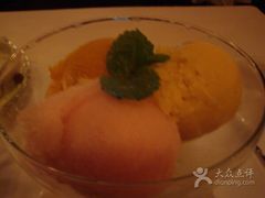 -Keens Steakhouse