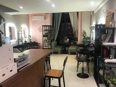 -ME觅妆·定制美妆·彩妆私教(菱角湖店)