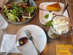 -玛格萝妮(汇智国际商业中心店)