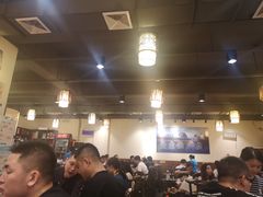大堂-肖肖酸萝卜鱼火锅(总店)