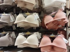 -优衣库(武汉国际广场店)