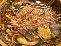 -肇兴特色牛肉粉