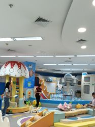 -孩子王(世茂国际广场店)