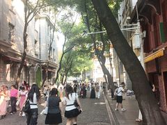-巴公房子