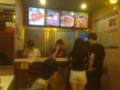 -尊宝比萨(华景新城店)