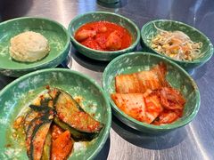 -欧巴炭烤肉오빠숯불구이(南京东路店)