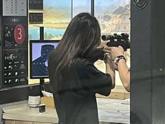 -都市枪神实弹射击俱乐部