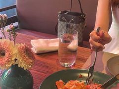 -Carbon莫卡哆·意大利复古集市餐厅(杭州大厦店)