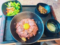 英国风情肉-炼火烤肉店