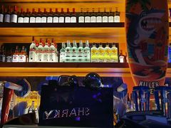 -鲨鱼美式餐厅酒吧Sharky