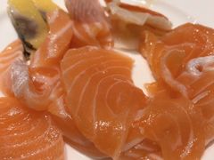 三文鱼-小天鹅戴斯酒店鲸鲨百汇创作料理