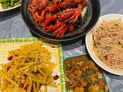 -肥肥虾庄·金牌油焖大虾(杨园滨江时代walk店)