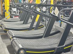 -超菲特健身工作室(晨月店)