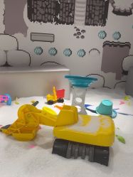 -MINI MARS KIDS CLUB亲子家庭中心(长宁天山店)