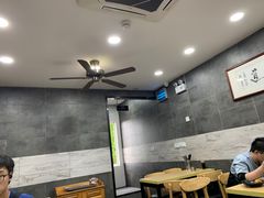 大堂-京陵鸭血粉丝汤(景德路店)
