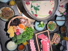 -湊湊火锅·茶憩(新中关购物中心店)