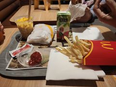 -麦当劳(宝龙店)