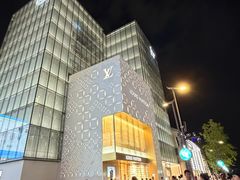 -杭州湖滨银泰in77