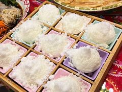 -闯关东东北农家菜(崂山石老人店)