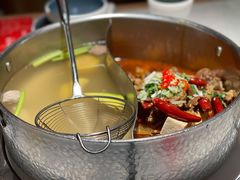 牛杂鸳鸯锅-左庭右院鲜牛肉火锅(环球港店)