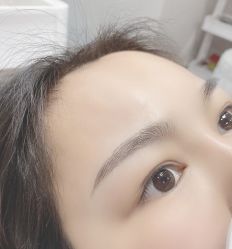 -初心纹眉洗眉·美睫专业店