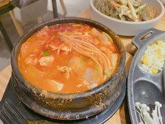 嫩豆腐汤-喜来稀肉(北外滩白玉兰广场店)