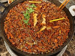 -鸿顺老铁锅美蛙鱼府(解放碑店)