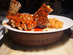 -吴越荣记·苏州菜·松鼠桂鱼(月光码头店)