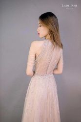 -Lady  Jane高端婚纱礼服馆