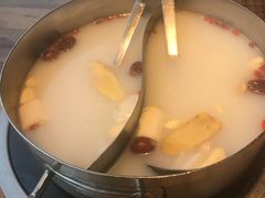 -蒙肥羊·酸汤潮牛·鲜牛肉火锅烤肉自助(岗顶店)