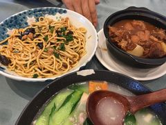 -沙龙酒家