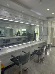 -镁连社·美联社