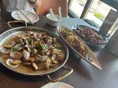 -曼听小寨海鲜烧烤·大连辣炒大王(盖州街店)
