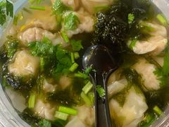 招牌野馄炖-老谢野馄饨(延安路店)