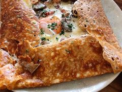 鸡蛋蘑菇熏肉荞麦可丽饼-RAC BAR(安福路店)