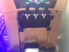 自助雪糕机-三头牛·潮汕牛肉生蚝火锅 (夏湾店)