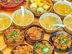 -朱大嘴肥肠血旺(福字街店)