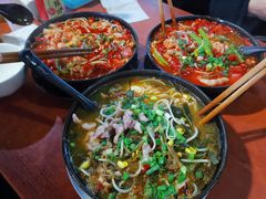 酸菜肉丝米线-李米线(武陵路店)